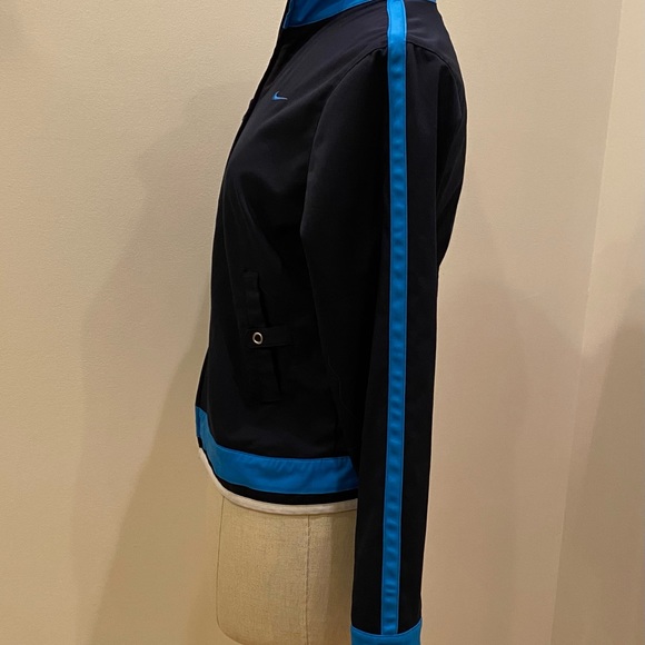 Nike Womens Navy Lightweight Track Jacket with Light Blue Side Stipe / Size M - Picture 3 of 14